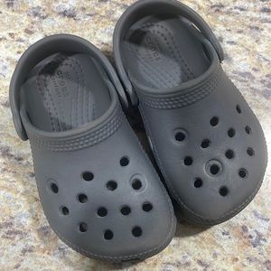 Crocs, toddler 7
